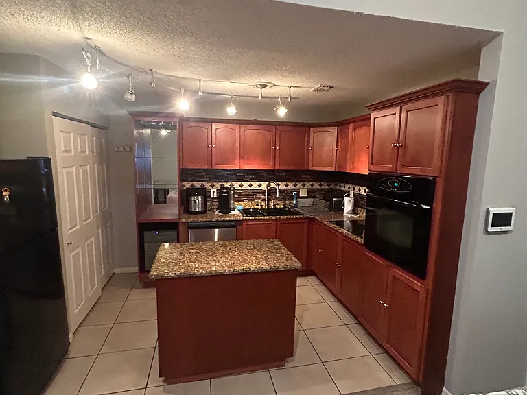12133 Armenia Gables Cir — Photo 3