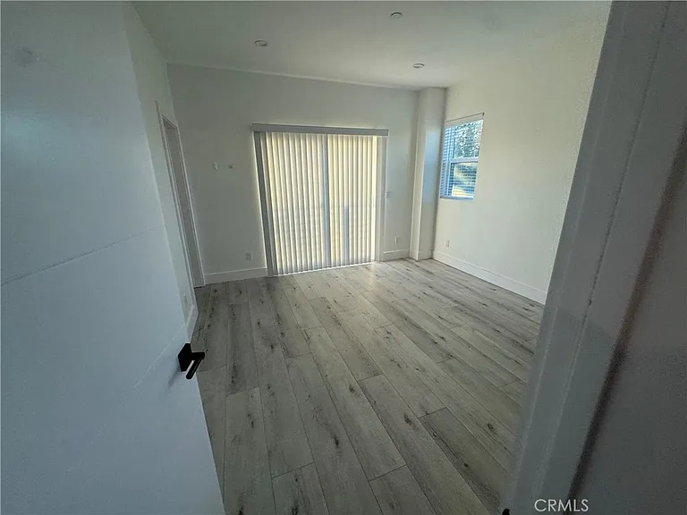 5921 Dauphin St #3 — Photo 7