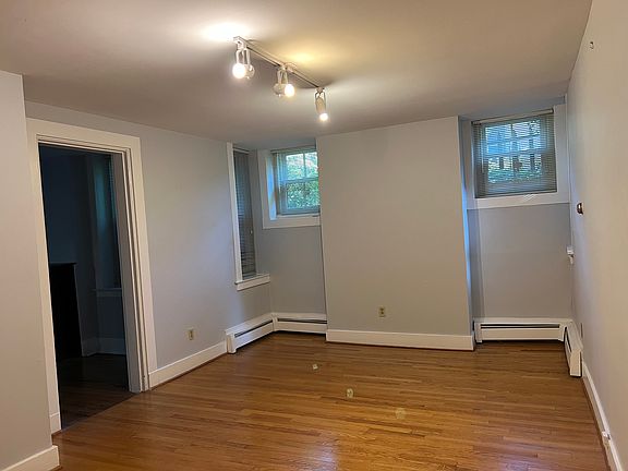5th image of 26 Academy St