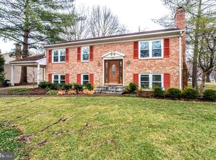 9005 Lake Braddock Dr, Burke, VA 22015