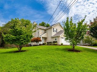 8807 Ryegate Dr, Knoxville, TN 37922