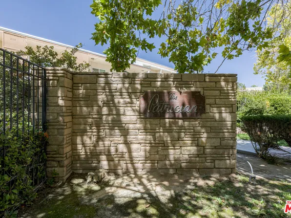 1341 W Avenue J4 Unit 201, Lancaster, CA 93534