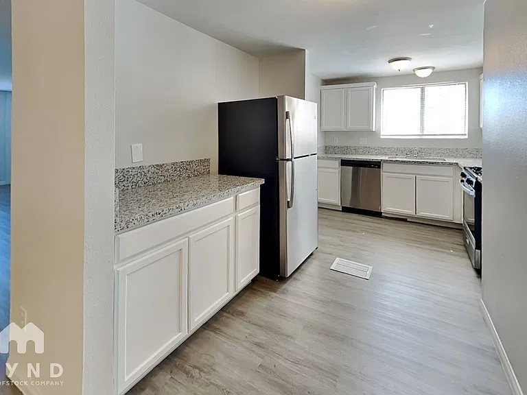 545 Truffles St — Photo 2