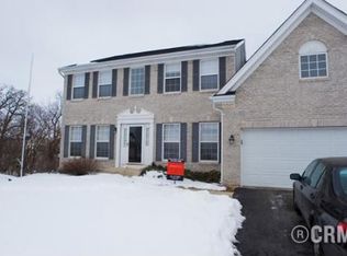 2040 Burr Oak Ct, Round Lake, IL
