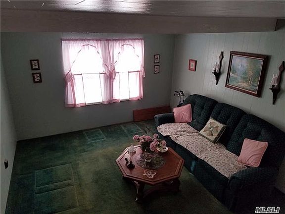 3rd image of 279 Doherty Ave