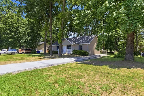 221 Bob White Dr Photo 1