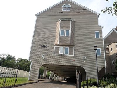 2660 North Ave UNIT 225, Bridgeport, CT, 06604