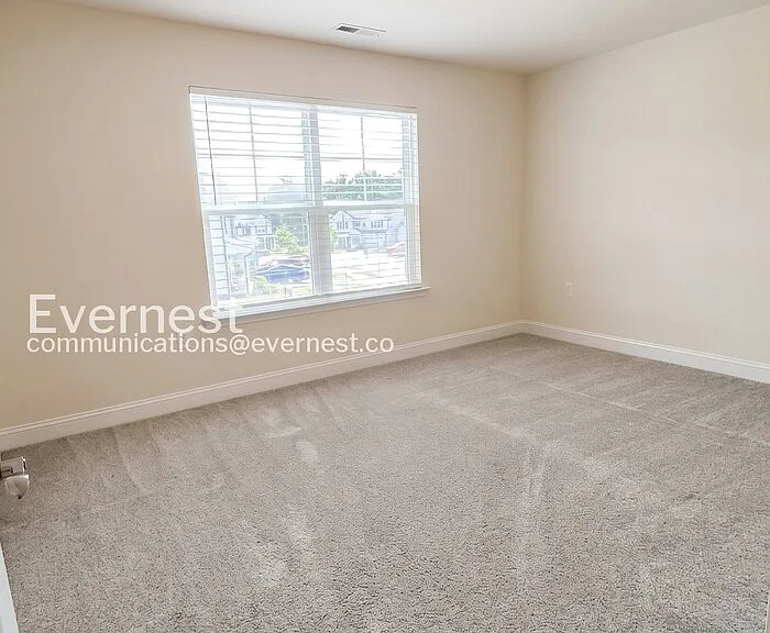 8436 Jordan Meadow Dr — Photo 22
