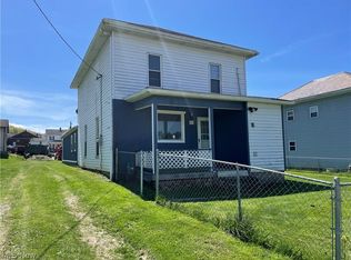 469 4th St, Bergholz, OH 43908