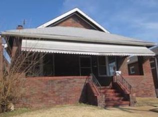 4851 Palm St, Saint Louis, MO 63115