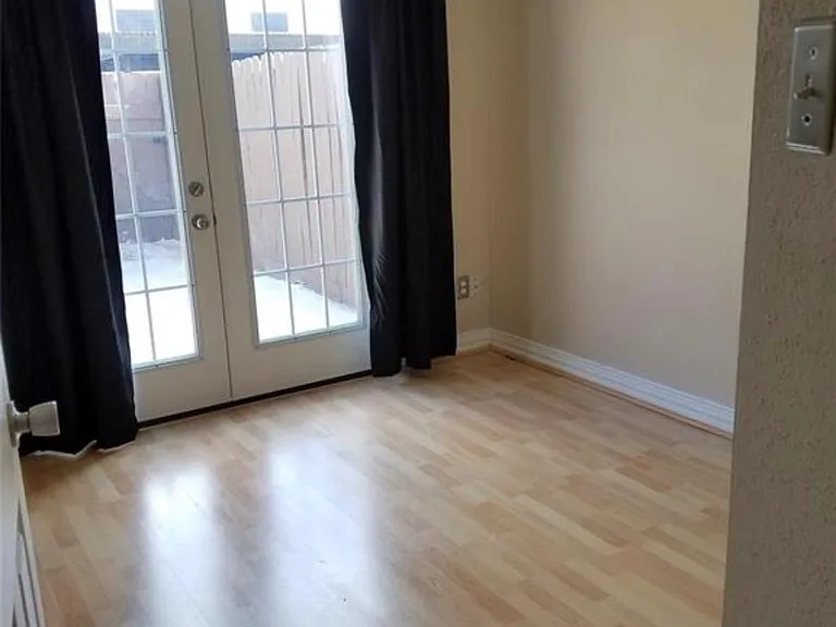 4210 Wyatt St #7 — Photo 8