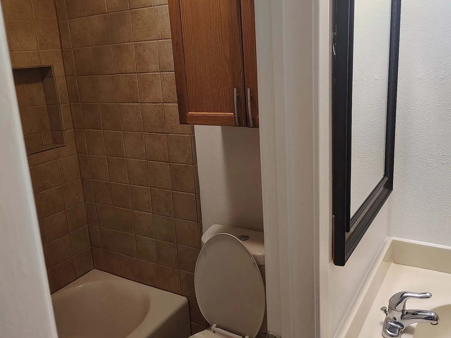 2 bed, 1112 sqft, $1,395 — Photo 3