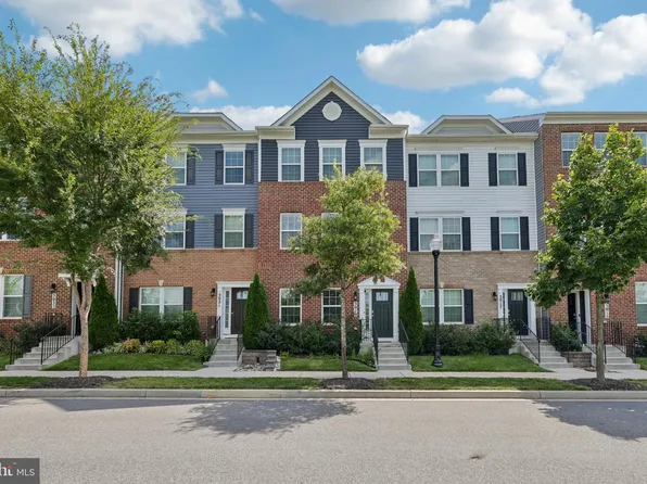 5019 Ironsides Dr, Frederick, MD 21703