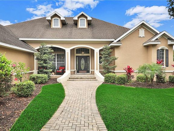 2nd image of 2675 Wyndsor Oaks Pl