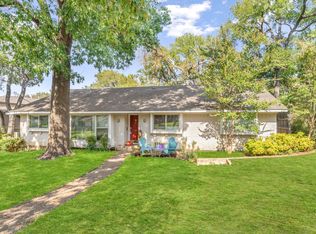 9265 Meadowglen Dr, Dallas, TX 75238