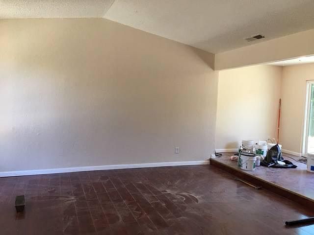 1st image of 2954 Malvern Ct #2956