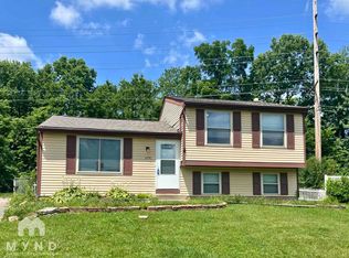 2341 Topaz Dr, Grove City, OH 43123