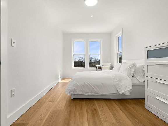 2nd image of 695 Bennington St #2-C