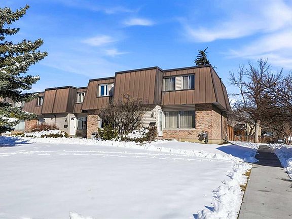 3rd image of 773 S Kingsmere Cres SW