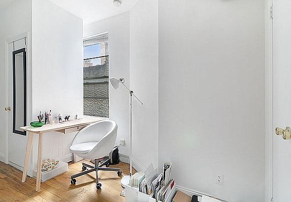 3rd image of 150 Sullivan St APT 23