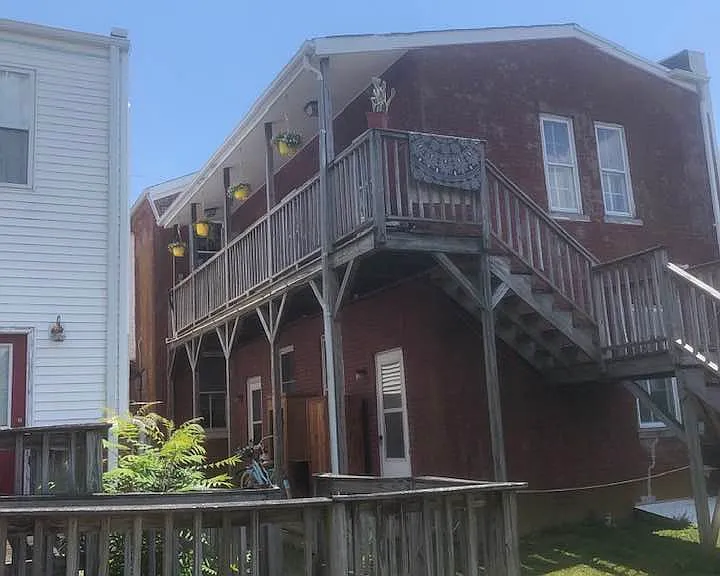 38 Clinton St — Photo 1