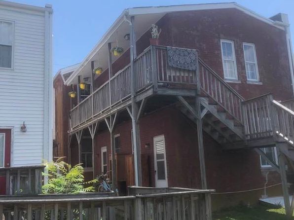 38 Clinton St
