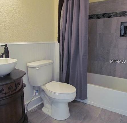 4th image of 2156 San Antonio St