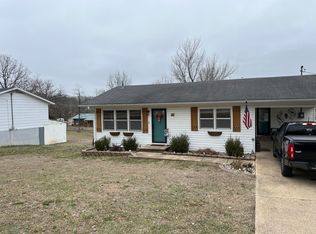 305 E Grand Ave, Ava, MO 65608