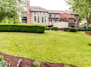 5141 Solar Heights Dr, Eugene, OR 97405