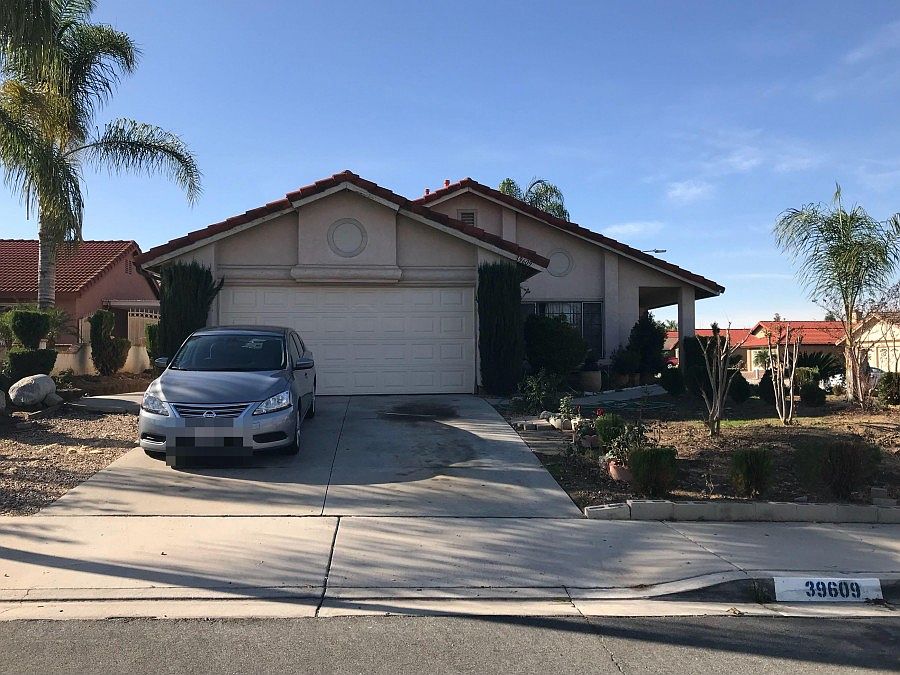 1st image of 39609 Cholla Ct