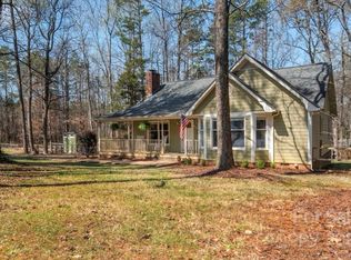 10931 Cedar Ln, Huntersville, NC 28078