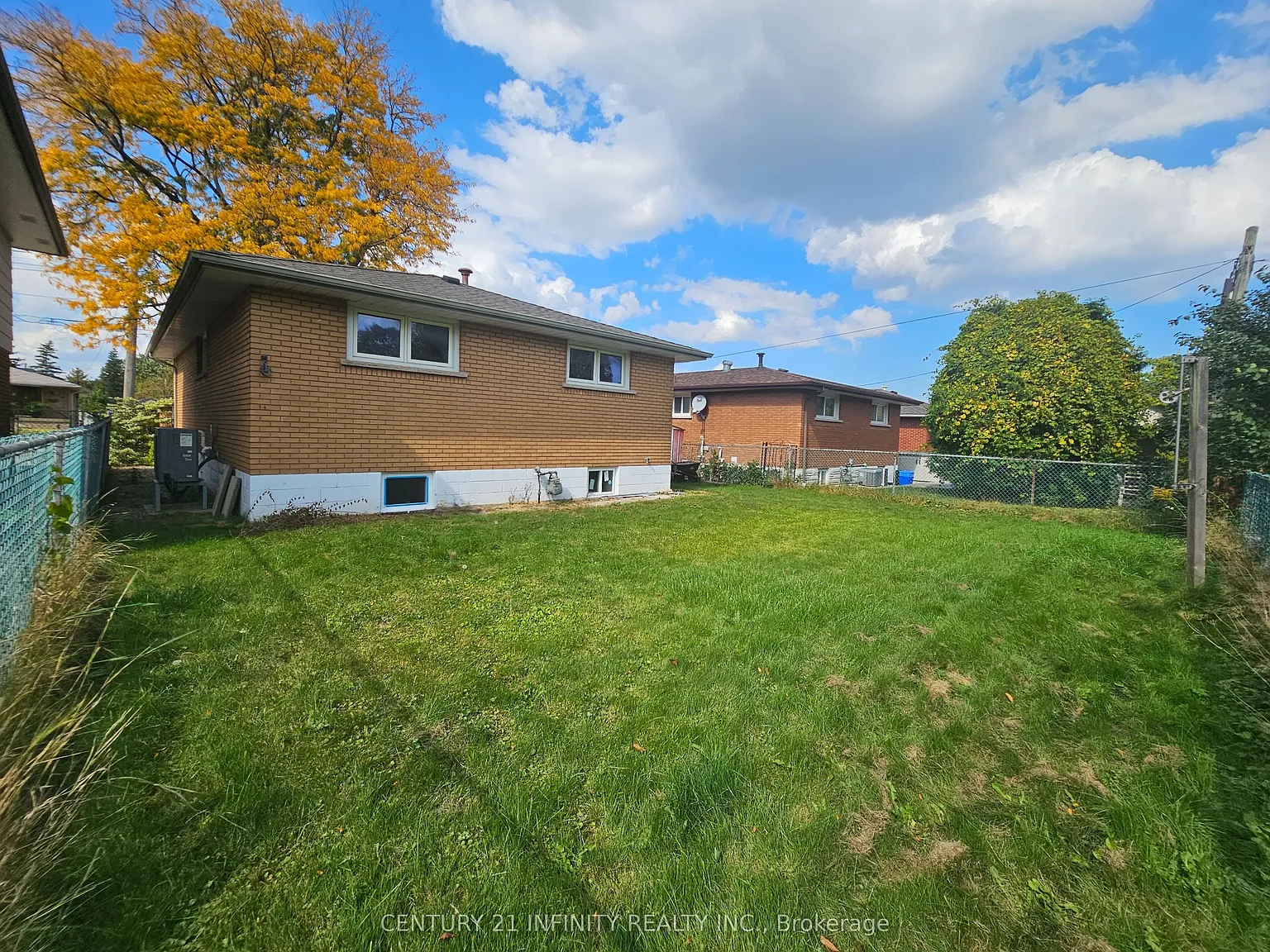 3 bed, $1,950 — Photo 3