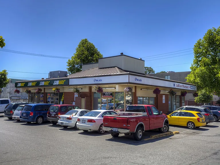 880-890 Esquimalt Rd #880 — Photo 14