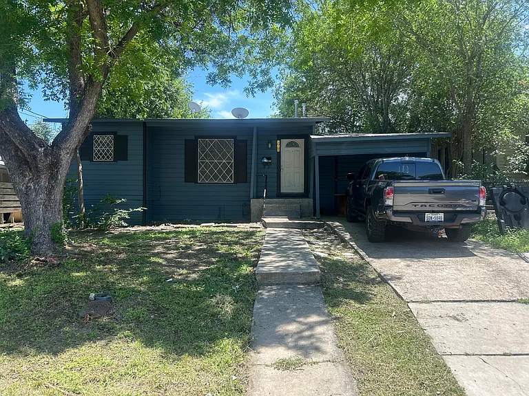 918 John Page Dr — Photo 1