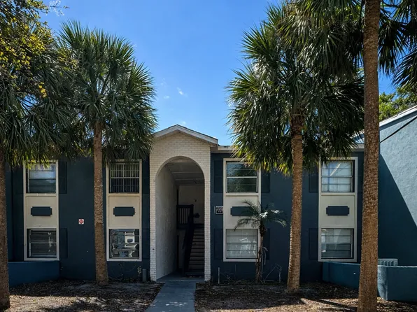 2505 N Alafaya Trl APT 8, Orlando, FL 32826