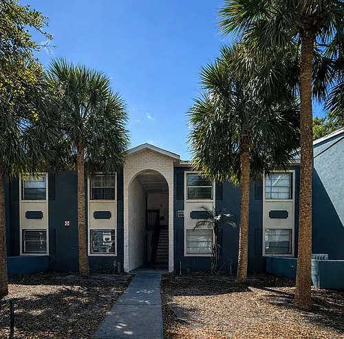 2505 N Alafaya Trl #8 Photo 1