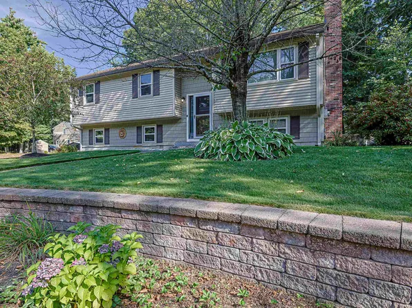 9 Jolori Lane, Nashua, NH 03062