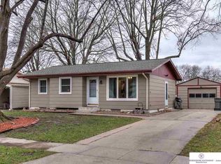 1727 Deweese Dr, Lincoln, NE 68504
