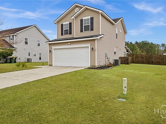 4th image of 133 Endicott Drive