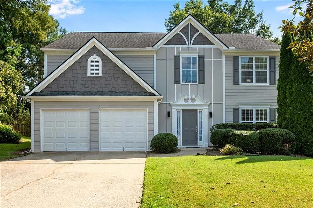 3 bed, 2.5 bath, 2431 sqft, $2,500 — Photo 4
