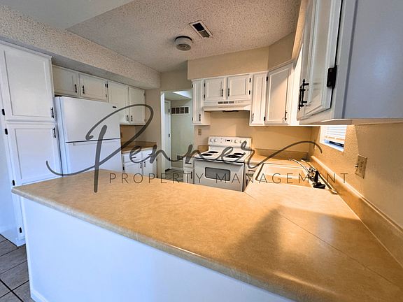 3rd image of 807 NW 36th Street Ter
