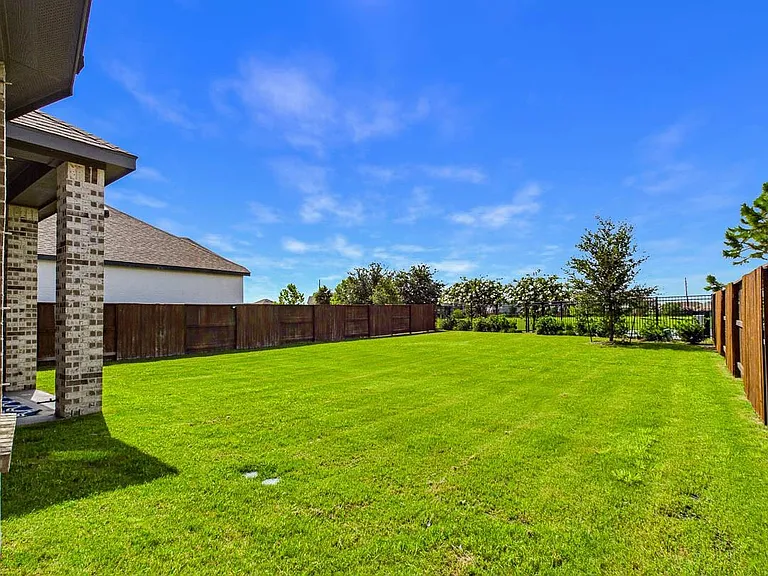 9623 Wright Dr — Photo 32