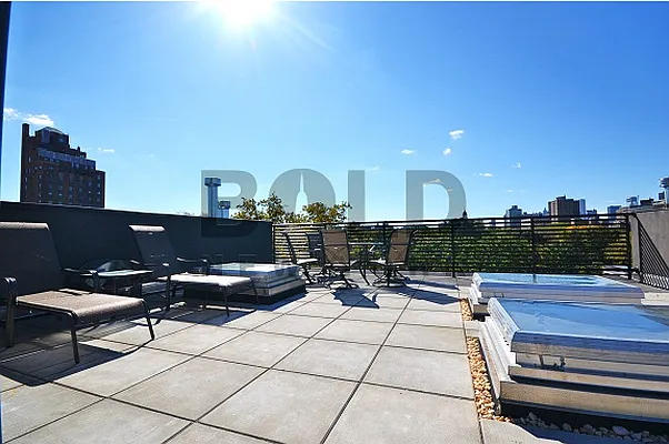 Rented by Bold New York | media 48