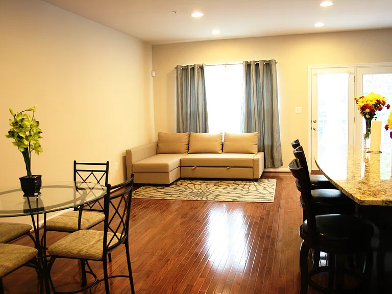 9442 Paragon Ct — Photo 6
