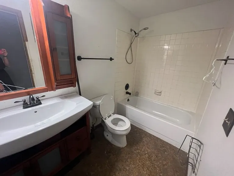 600 Bogue St — Photo 7