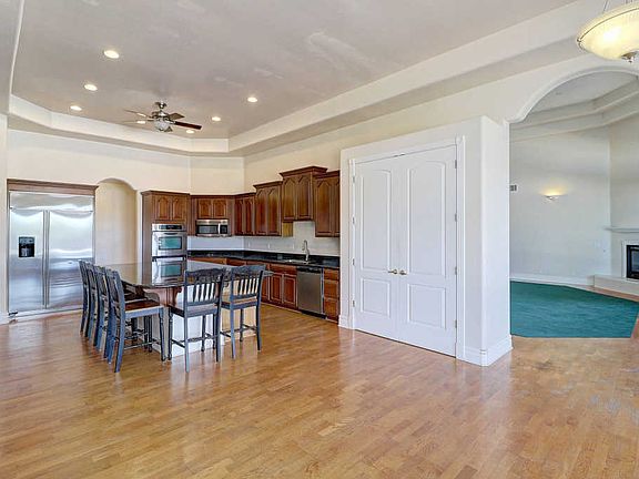 4th image of 3661 E Campbell Ct