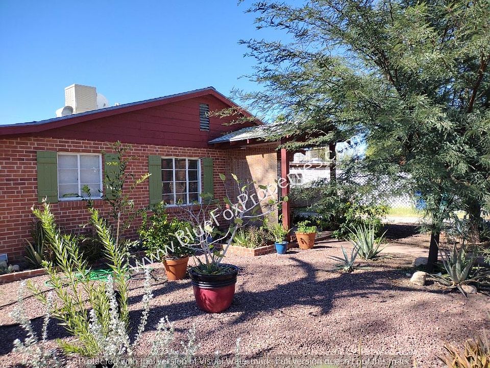 1st image of 2309 N Chrysler Dr #2309