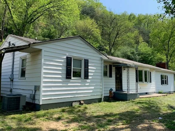 1184 State Route 404, Prestonsburg, KY 41653