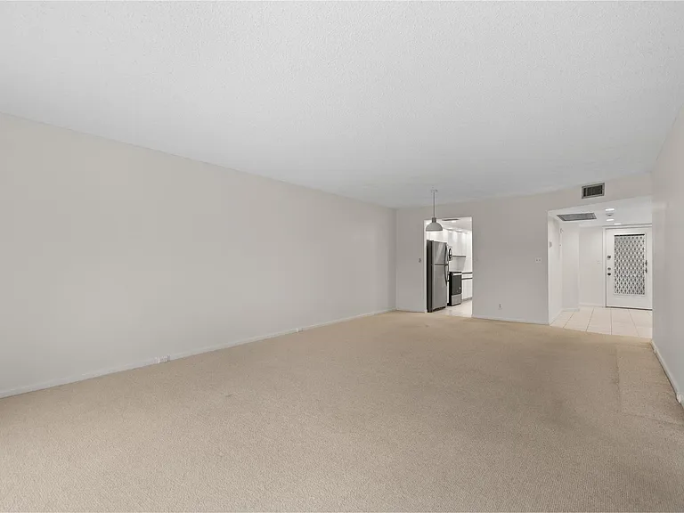 1801 Eleuthera Point #J3 — Photo 8