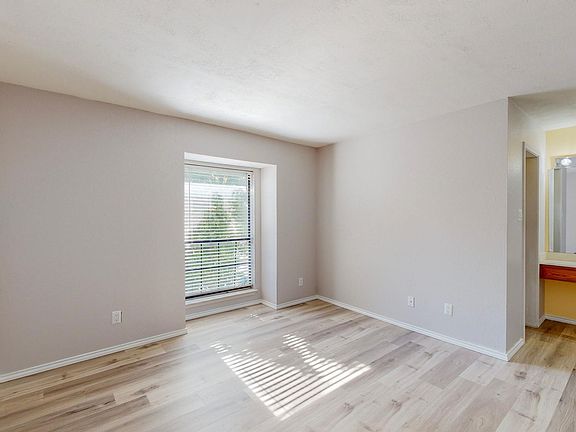 5th image of 13310 Audelia Rd APT 212